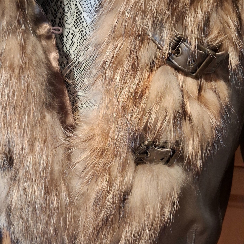 Cache Fur Collar Leather Jacket - image 3